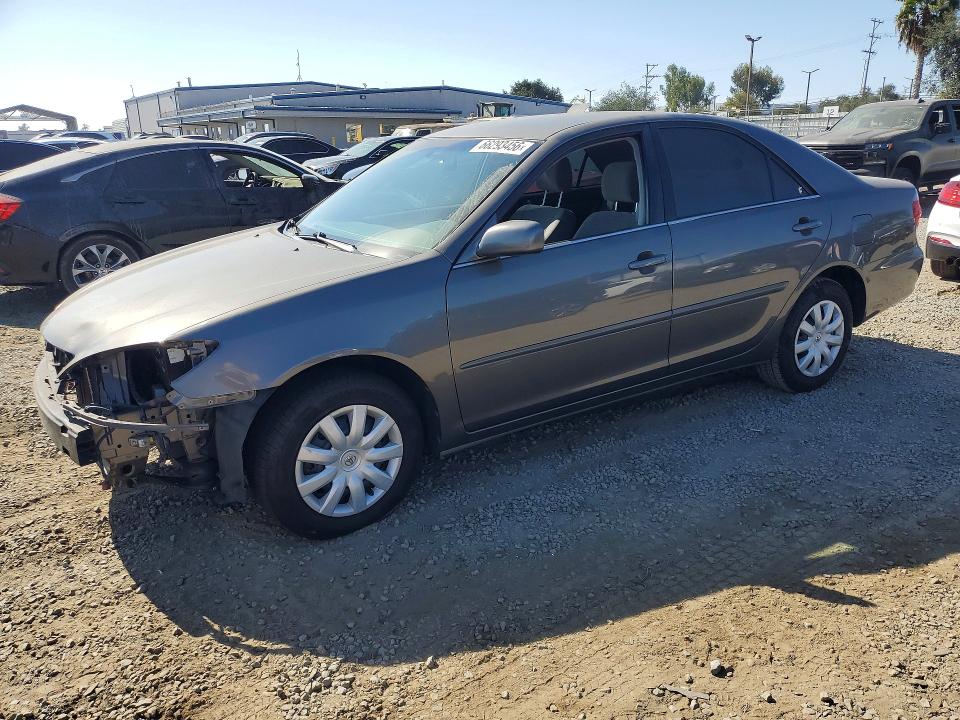 2005 TOYOTA CAMRY - Търг №66293456