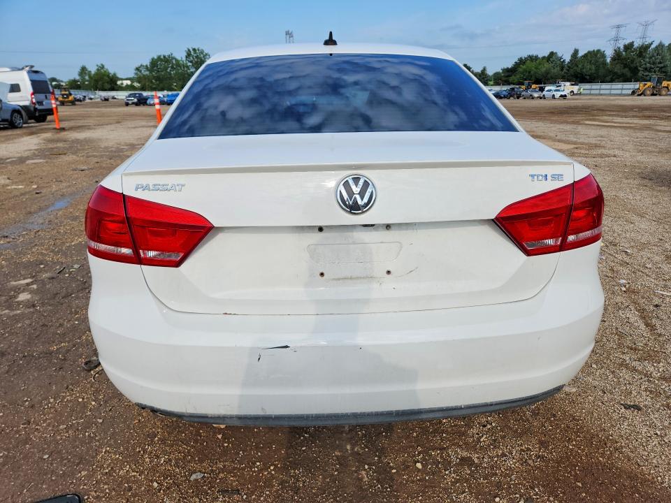Photo 6 from auction – 2014 VOLKSWAGEN PASSAT with VIN 1VWBN7A39EC118515