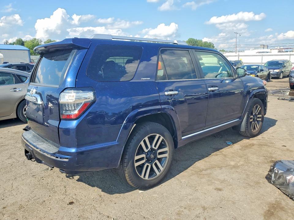 Photo 3 from auction – 2020 TOYOTA 4RUNNER with VIN JTEBU5JR0L5796212