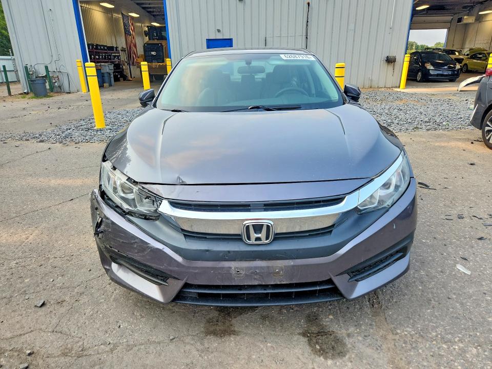 Photo 5 from auction – 2016 HONDA CIVIC with VIN 19XFC2F54GE084325