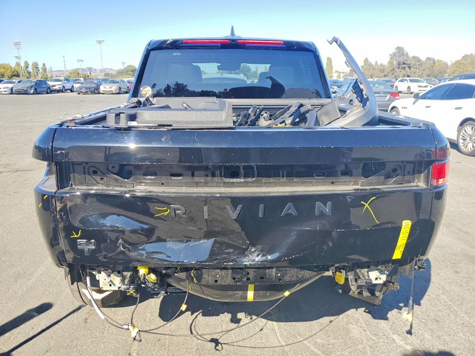 Photo 6 from auction – 2025 RIVIAN R1T with VIN 7FCTGBAA2SN036560