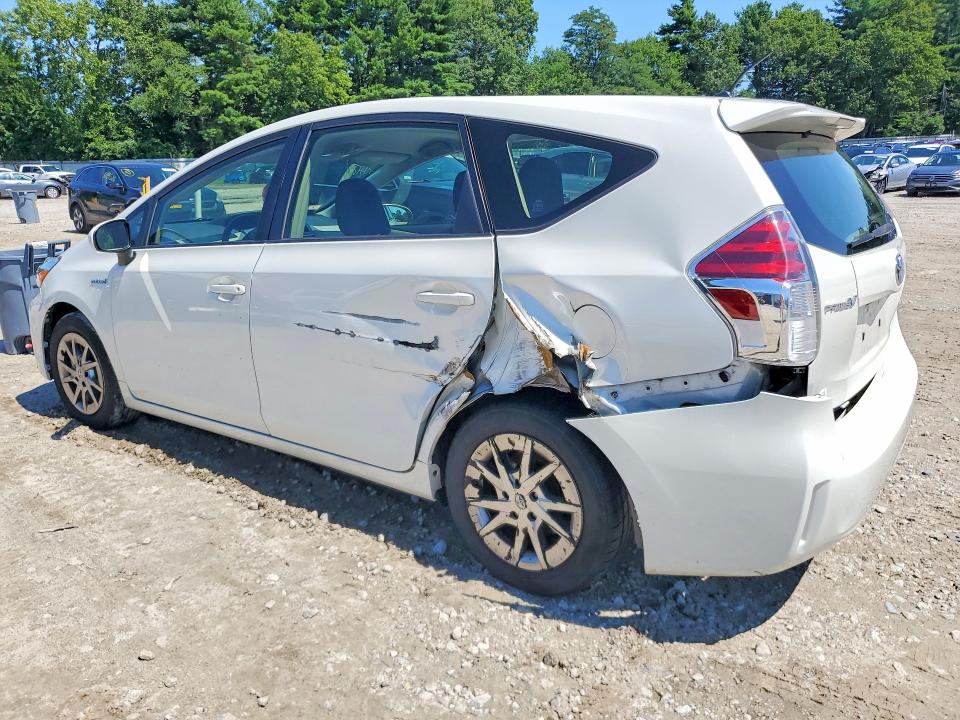 Photo 2 from auction – 2017 TOYOTA PRIUS V with VIN JTDZN3EU5HJ066037