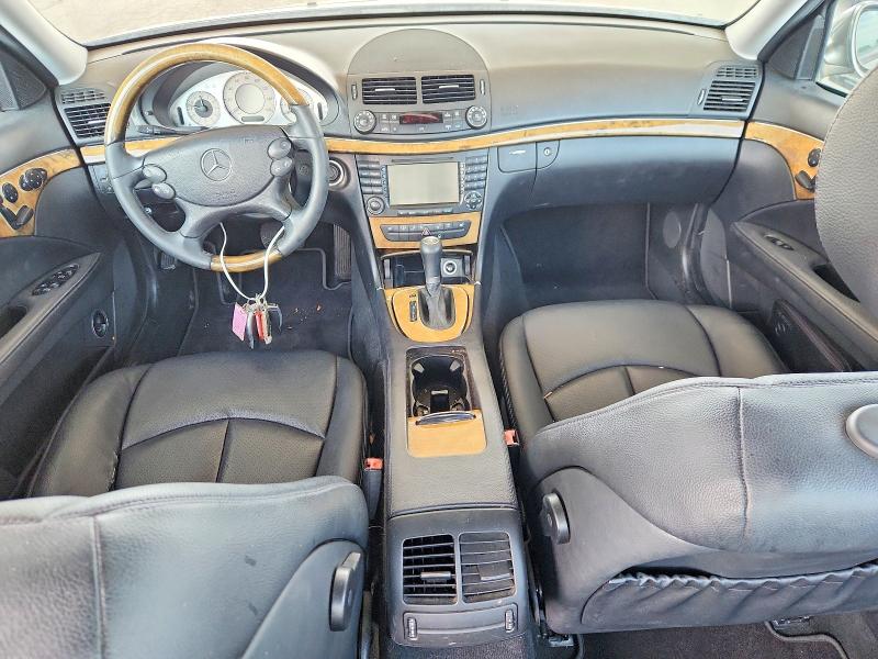 Photo 8 from auction – 2008 MERCEDES-BENZ E with VIN WDBUF87X18B218402