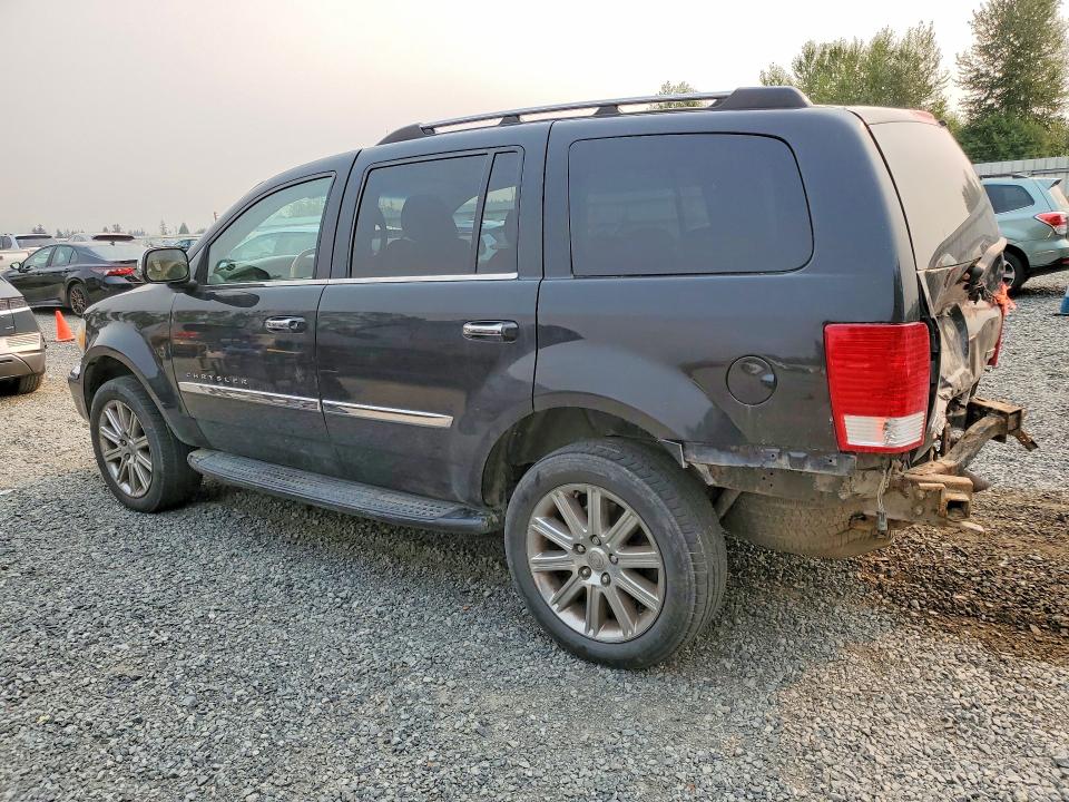 Photo 2 from auction – 2007 CHRYSLER ASPEN with VIN 1A8HW58217F529946