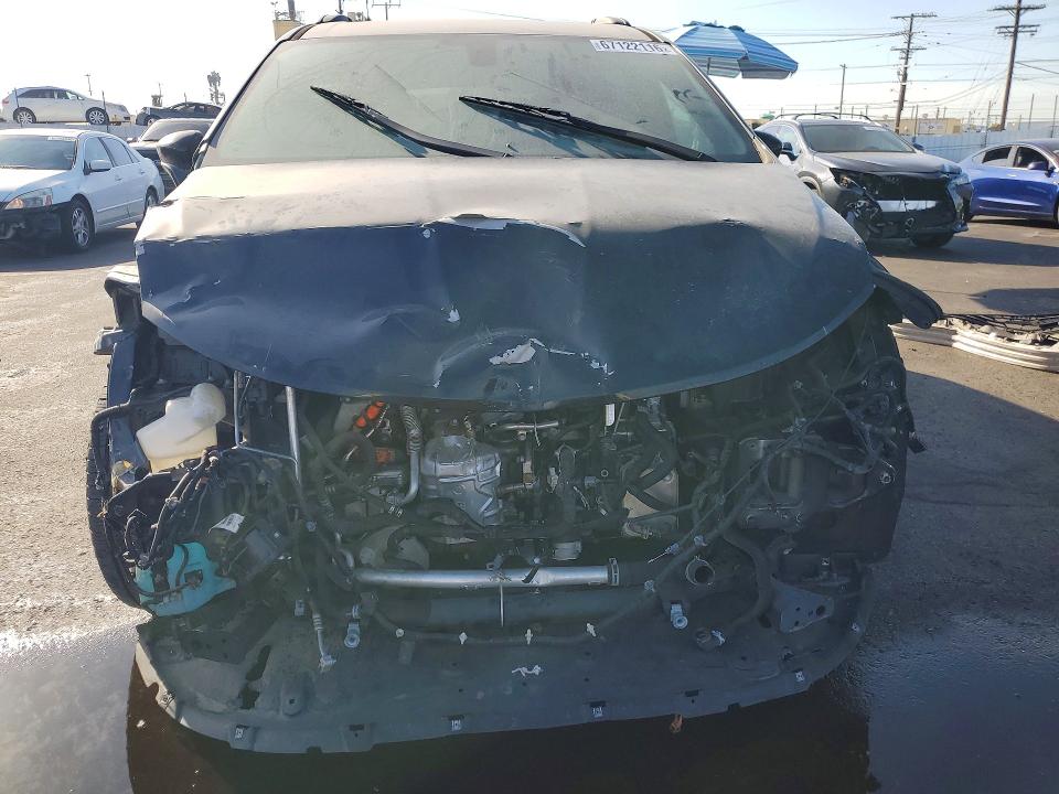 Photo 5 from auction – 2019 CHRYSLER PACIFICA with VIN 2C4RC1H77KR532893