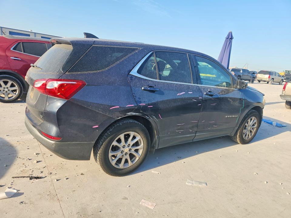 Photo 3 from auction – 2018 CHEVROLET EQUINOX with VIN 3GNAXJEV5JS576999