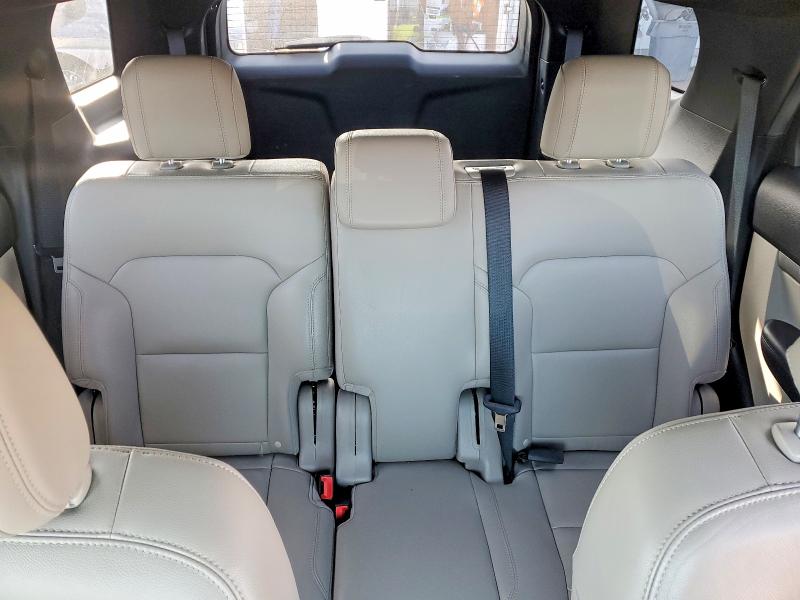 Photo 10 from auction – 2018 FORD EXPLORER with VIN 1FM5K8D82JGB70041