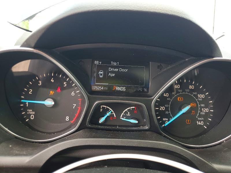 Photo 9 from auction – 2019 FORD ESCAPE with VIN 1FMCU9HD3KUC50191