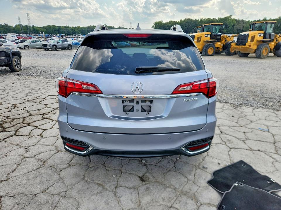 Photo 6 from auction – 2016 ACURA RDX with VIN 5J8TB3H79GL014936