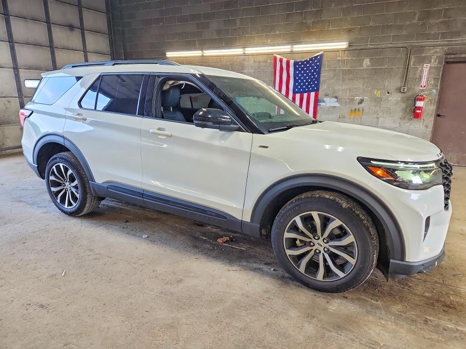 Photo 4 from auction – 2025 FORD EXPLORER with VIN 1FMUK8KH8SGD04986