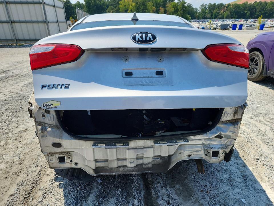 Photo 6 from auction – 2016 KIA FORTE with VIN KNAFK4A64G5534207