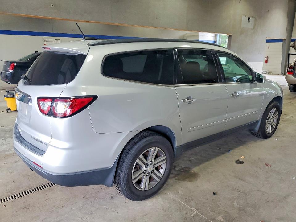 Photo 3 from auction – 2016 CHEVROLET TRAVERSE with VIN 1GNKRHKD6GJ204486