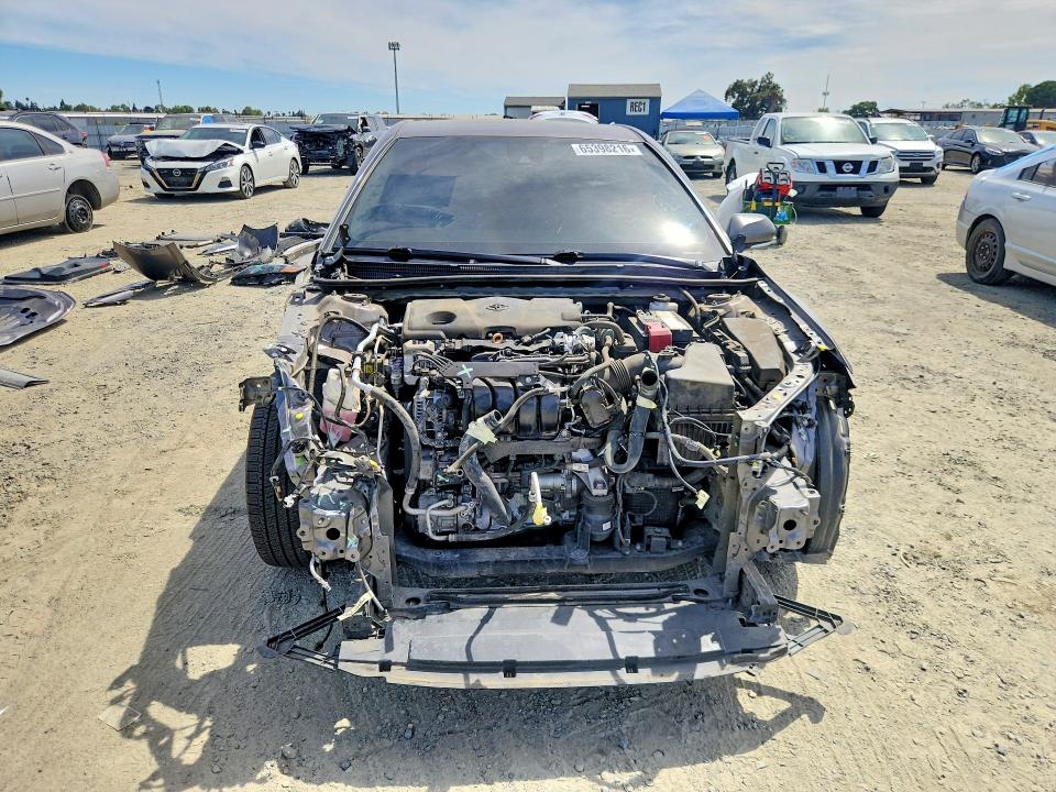 Снимка 5 от търг – 2022 TOYOTA CAMRY с VIN 4T1G11AK0NU680544