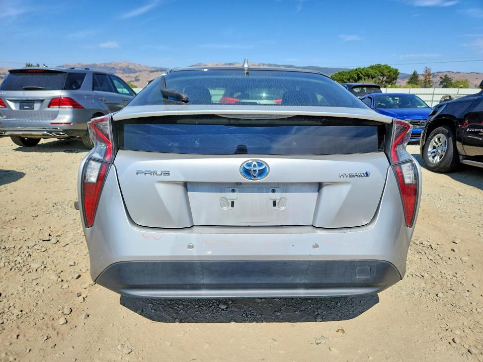 Photo 6 from auction – 2017 TOYOTA PRIUS with VIN JTDKBRFU3H3569694