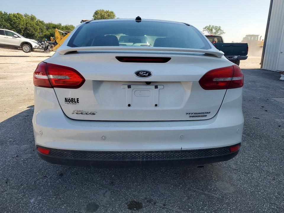 صورة رقم 6 من المزاد - 2016 FORD FOCUS مع VIN 1FADP3J25GL289034