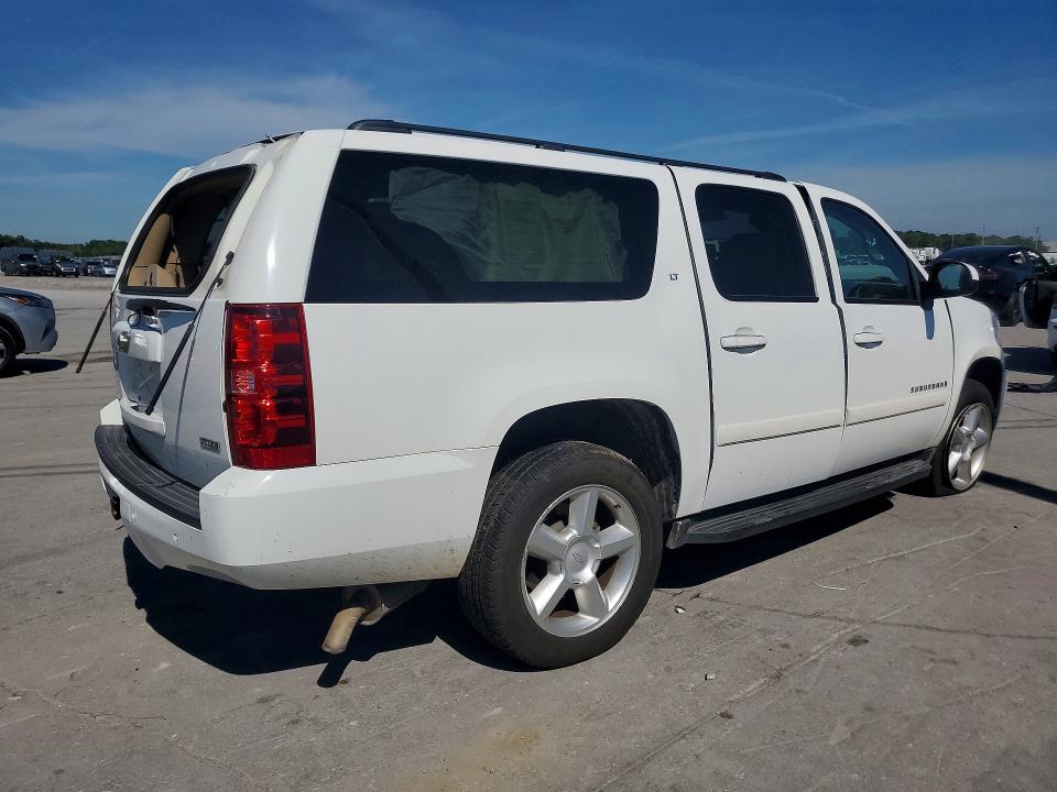 Photo 3 from auction – 2008 CHEVROLET SUBURBAN with VIN 3GNFK16368G232015