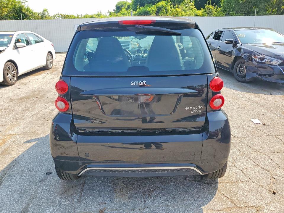 Photo 6 from auction – 2016 SMART FORTWO with VIN WMEEJ9AA6GK842677