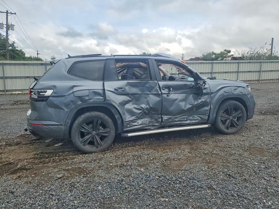 Photo 3 from auction – 2022 VOLKSWAGEN ATLAS with VIN 1V2SR2CA7NC563159