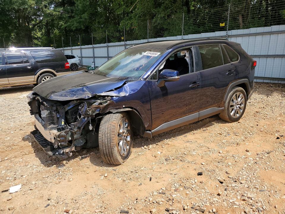 TOYOTA RAV4 2022 with VIN 2T3C1RFVXNW219309 - Photo from auction