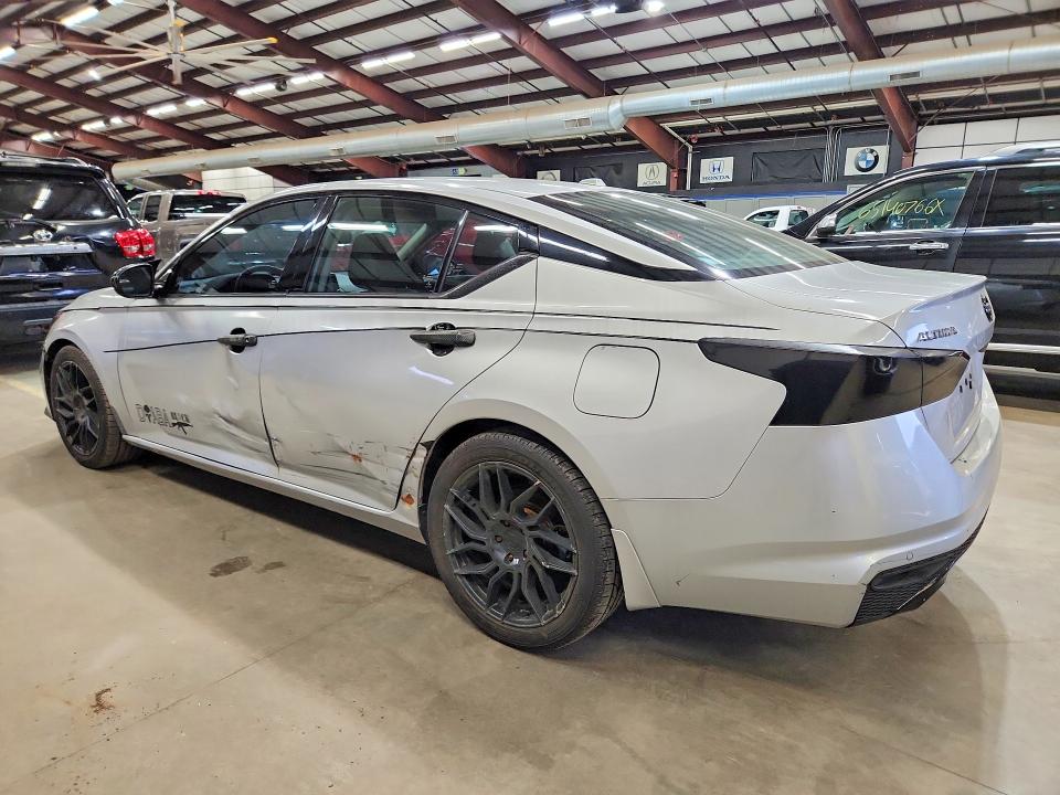 Photo 2 from auction – 2020 NISSAN ALTIMA with VIN 1N4BL4EV3LC140841