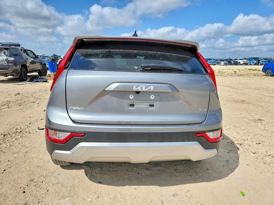 Photo 6 from auction – 2026 KIA NIRO with VIN KNDCP3LE1T5347426