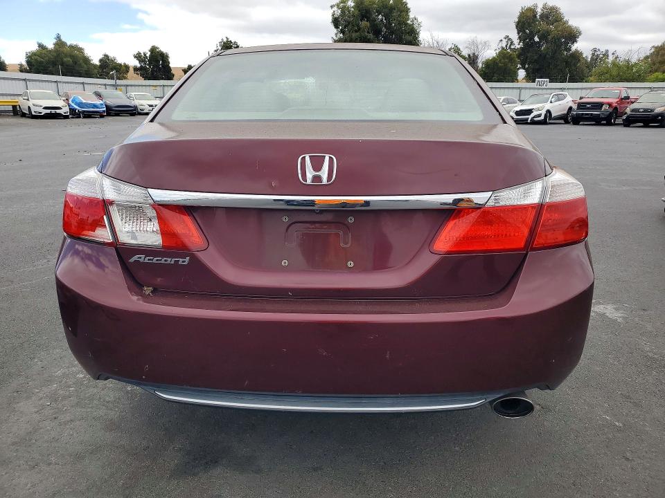Photo 6 from auction – 2015 HONDA ACCORD with VIN 1HGCR2F36FA229478