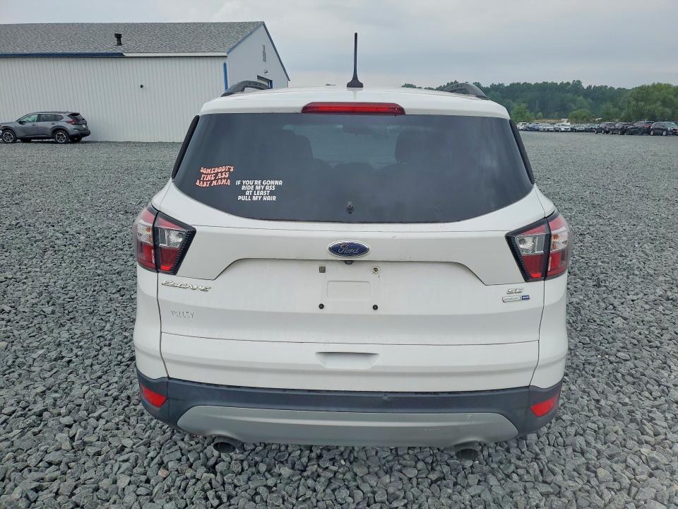Photo 6 from auction – 2018 FORD ESCAPE with VIN 1FMCU9GD6JUA50602