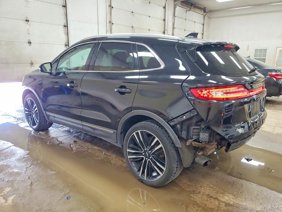 Photo 2 from auction – 2017 LINCOLN MKC with VIN 5LMTJ3DH4HUL70621