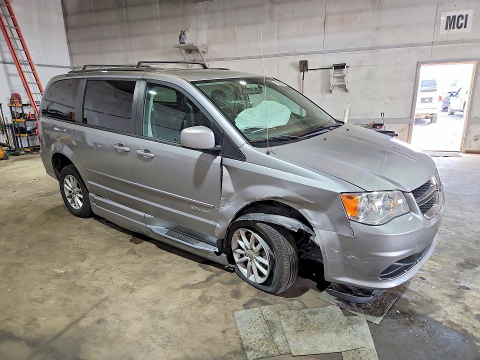 Photo 4 from auction – 2016 DODGE GRAND CARAVAN with VIN 2C4RDGCG8GR347959