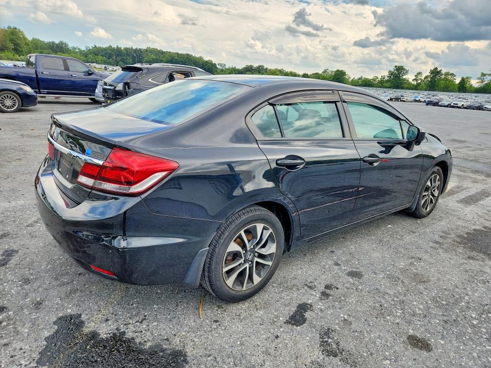 Photo 3 from auction – 2014 HONDA CIVIC with VIN 19XFB2F81EE244719