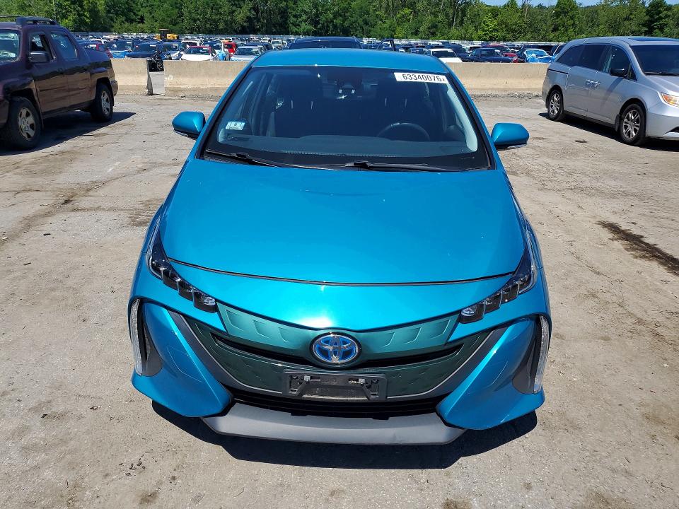 Photo 5 from auction – 2018 TOYOTA PRIUS PRIME with VIN JTDKARFP3J3094762