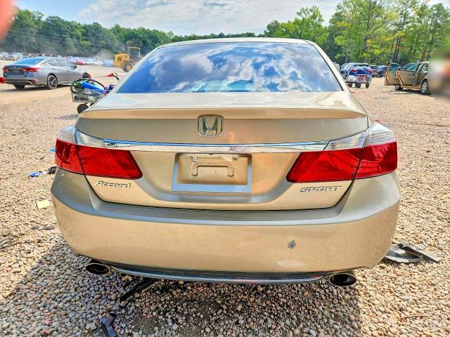 Photo 6 from auction – 2013 HONDA ACCORD with VIN 1HGCR2F5XDA176119