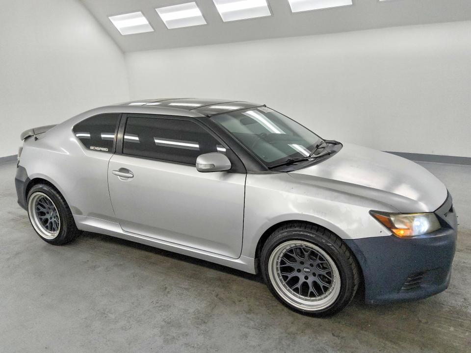 Photo 4 from auction – 2012 SCION TC with VIN JTKJF5C73C3031733