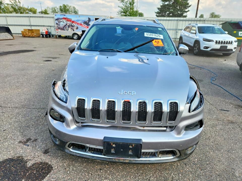 Photo 5 from auction – 2017 JEEP CHEROKEE with VIN 1C4PJMDS8HW635409