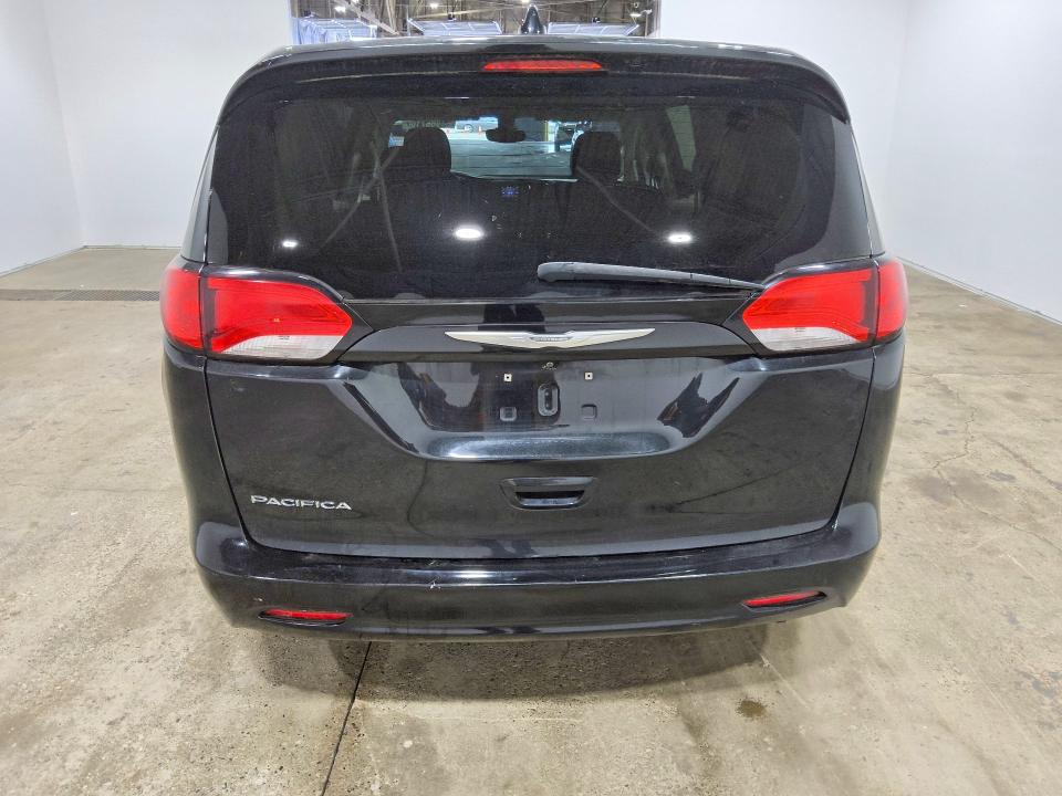 Zdjęcie 6 z aukcji – 2017 CHRYSLER PACIFICA z VIN 2C4RC1CG4HR553717
