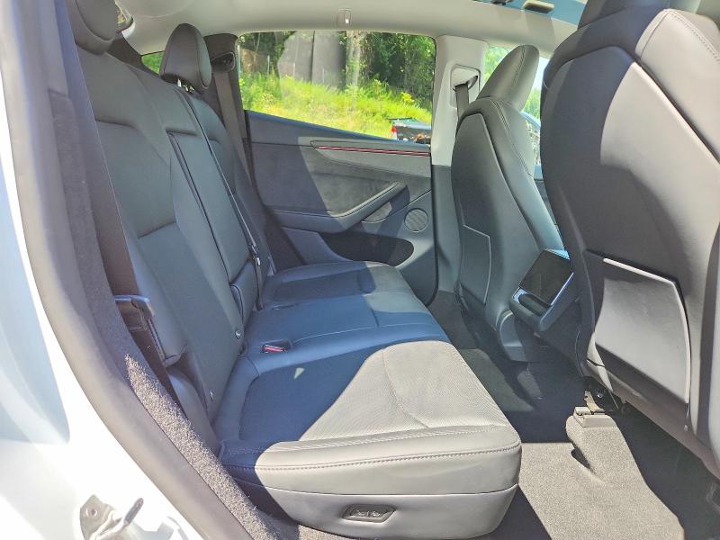 Фото 11 с аукциона – 2026 TESLA MODEL Y с VIN 7SAYGDEE0TA448500