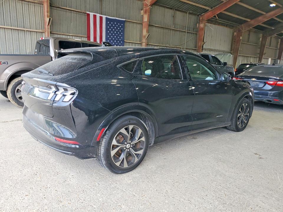 Photo 3 from auction – 2021 FORD MUSTANG MACH-E with VIN 3FMTK3SU3MMA25868