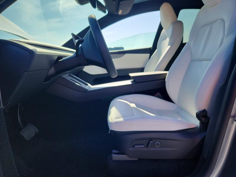 Photo 7 from auction – 2026 TESLA MODEL Y with VIN 7SAYGDED3TA717130