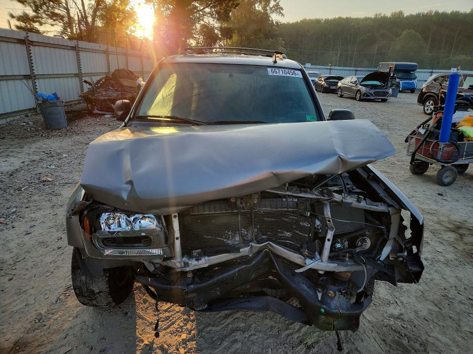 Photo 5 from auction – 2008 CHEVROLET TRAILBLAZER with VIN 1GNDS13S482217721