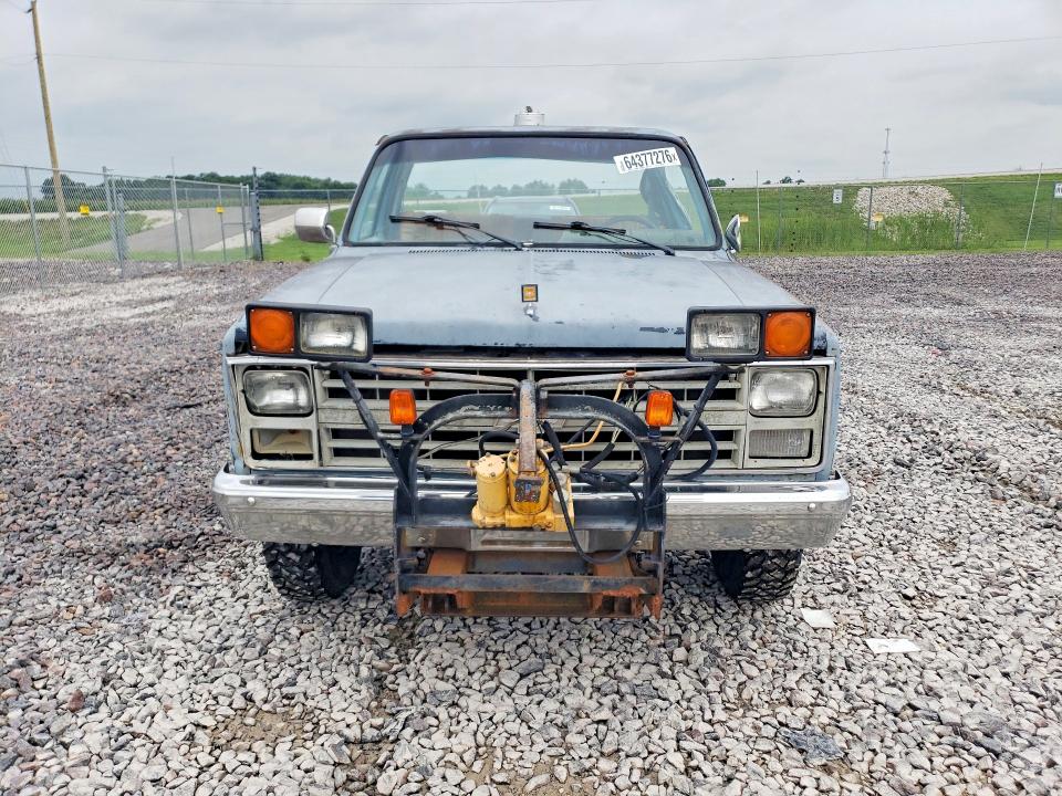 Photo 5 from auction – 1985 CHEVROLET K20 with VIN 1GCGK24M2FF411214