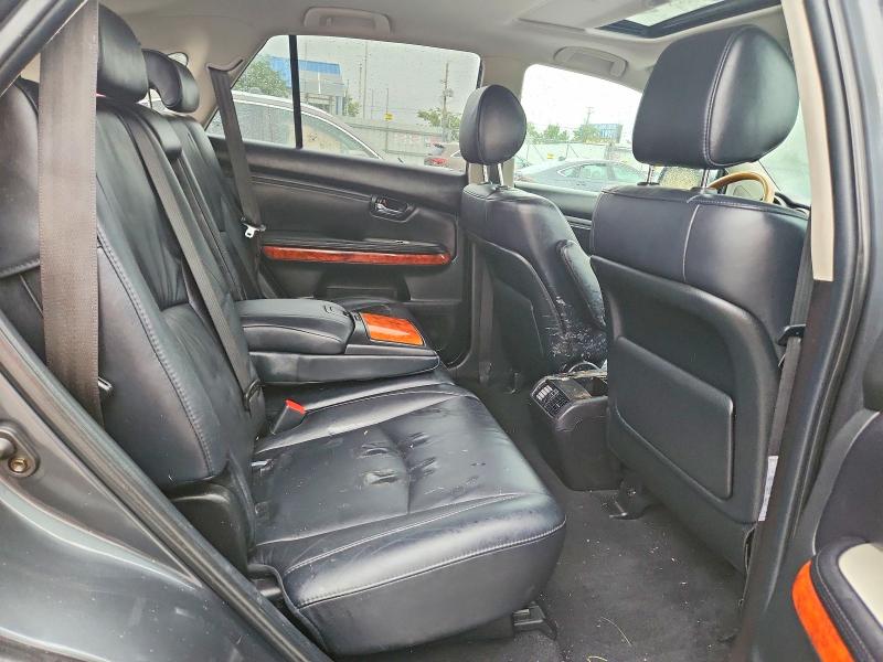 Photo 10 from auction – 2005 LEXUS RX with VIN 2T2HA31U35C073486