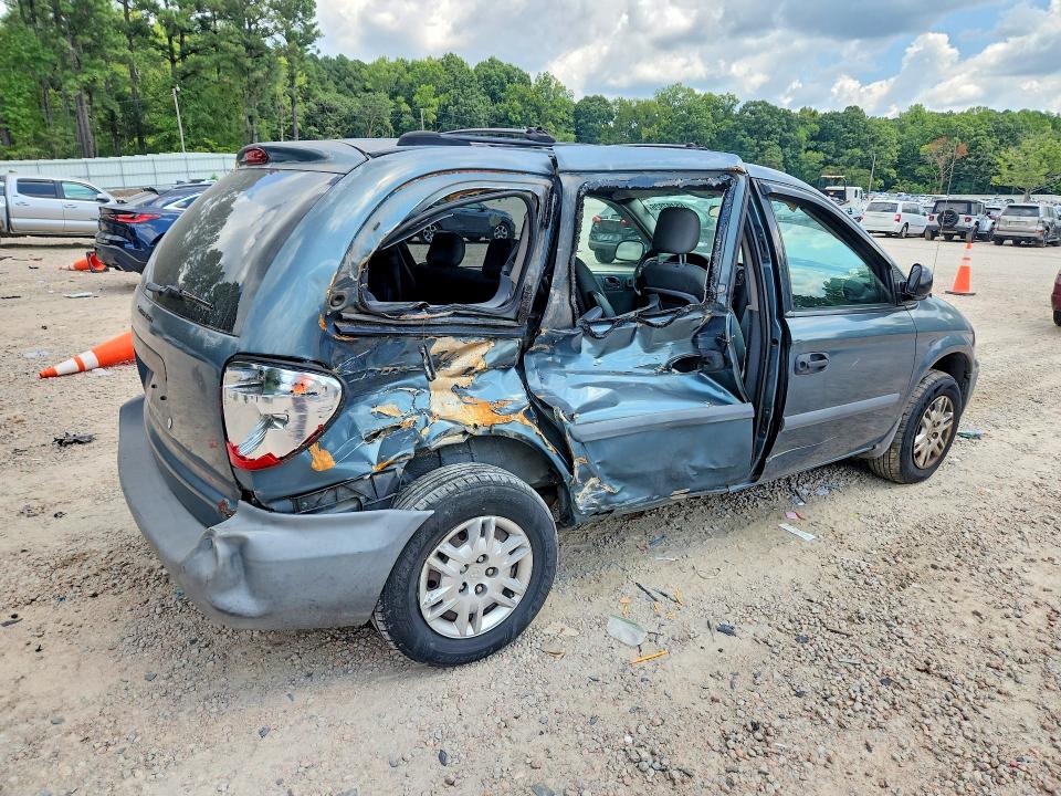 Photo 3 from auction – 2005 DODGE CARAVAN with VIN 1D4GP25B55B407035