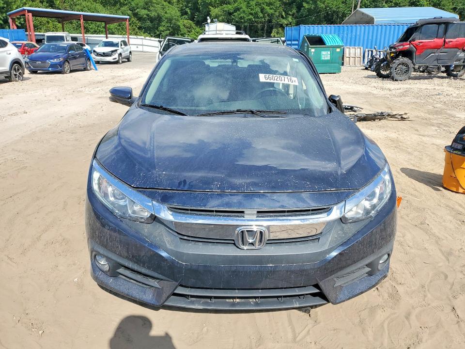 Photo 5 from auction – 2017 HONDA CIVIC with VIN 19XFC1F70HE000465