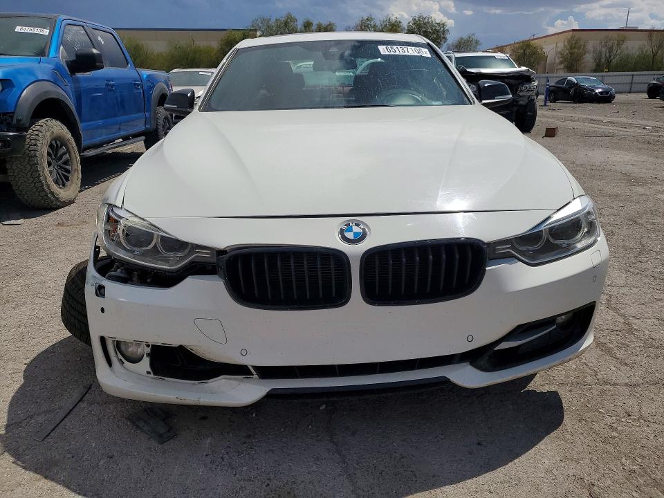 Zdjęcie 5 z aukcji – 2012 BMW 328 z VIN WBA3A5C59CF347565