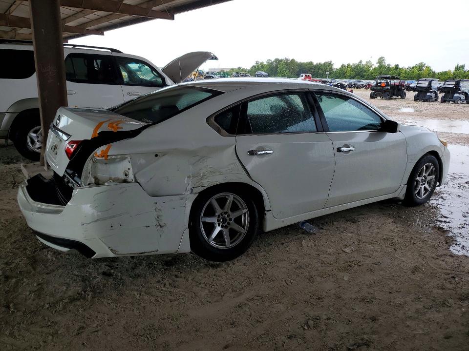 Photo 3 from auction – 2016 NISSAN ALTIMA with VIN 1N4AL3AP0GC129184
