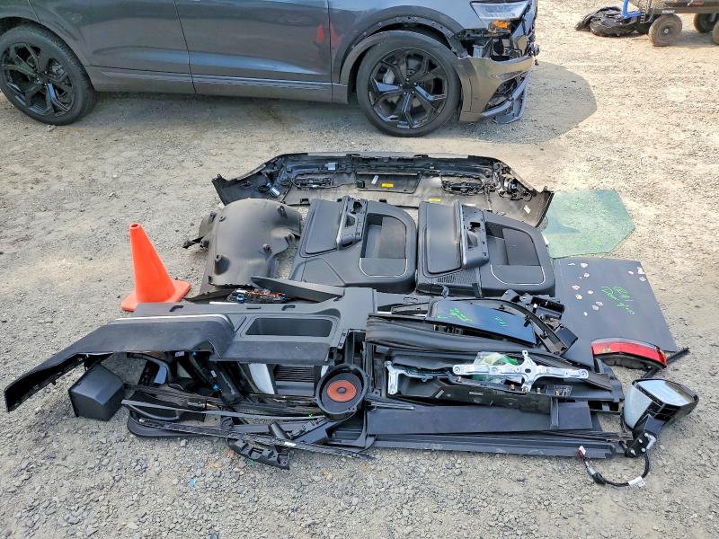Photo 13 from auction – 2025 RIVIAN R1S with VIN 7PDSGBBA1SN047509