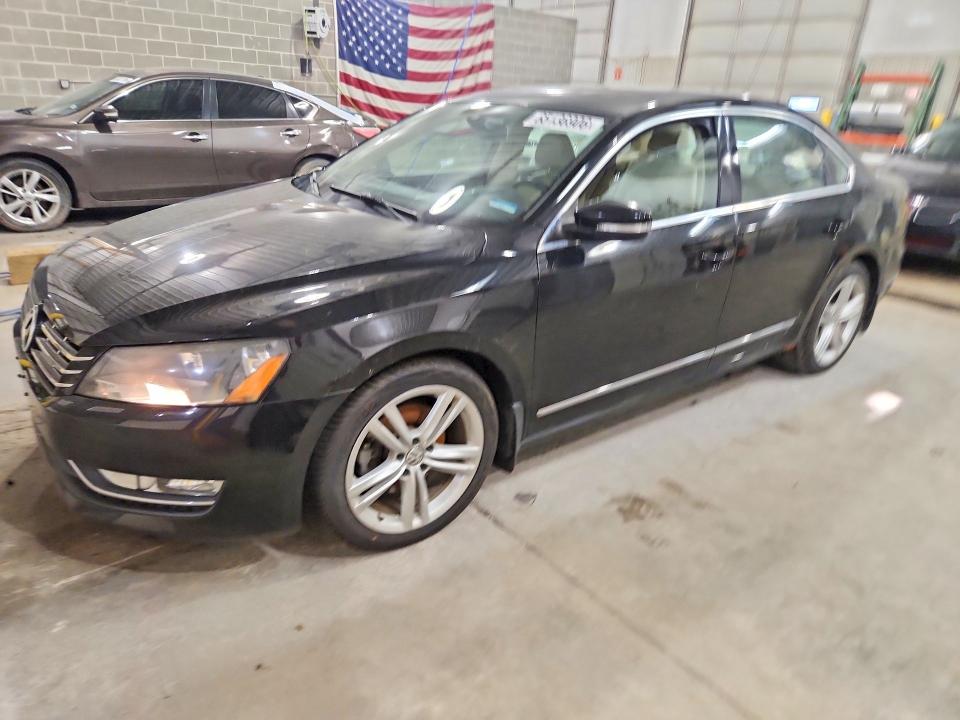 Photo 1 from auction – 2014 VOLKSWAGEN PASSAT with VIN 1VWCN7A32EC107683