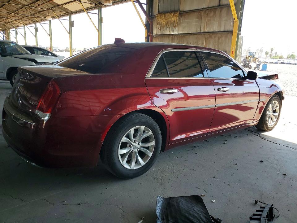Фото 3 с аукциона – 2015 CHRYSLER 300 с VIN 2C3CCAAG0FH894032