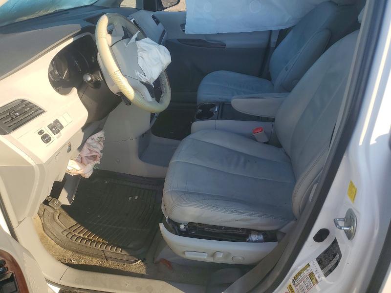 Photo 7 from auction – 2011 TOYOTA SIENNA with VIN 5TDYK3DC3BS114433