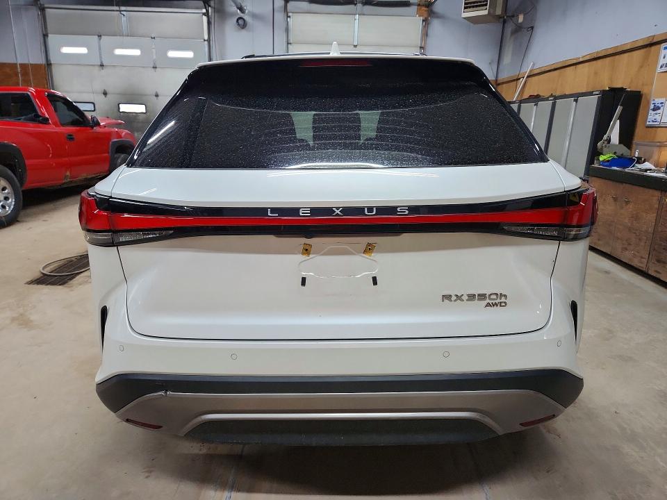 Photo 6 from auction – 2023 LEXUS RX 350H with VIN 2T2BBMCAXPC005698